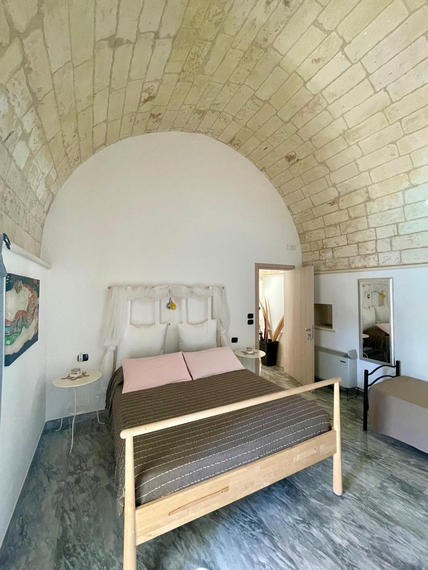 Filigus Bed and Breakfast Uggiano La Chiesa Εξωτερικό φωτογραφία